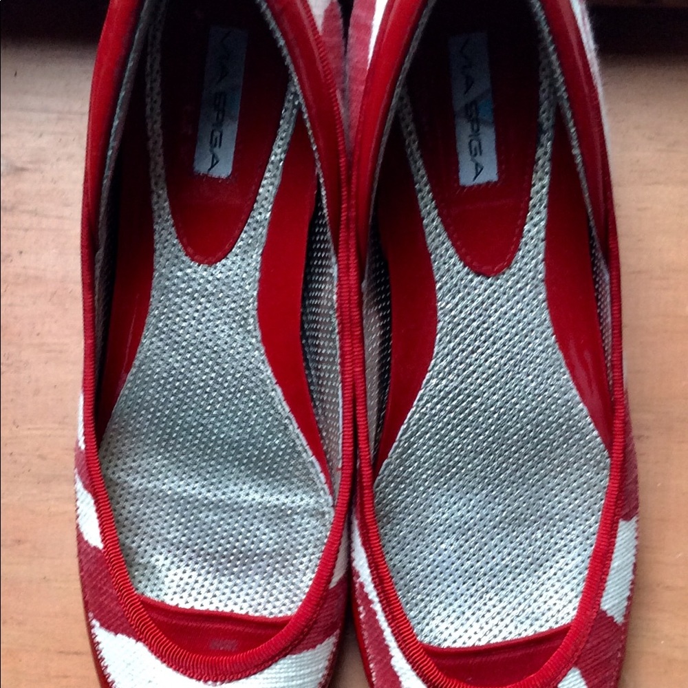 Via Spiga Ruby Red & White Flats—Size 8.5 M